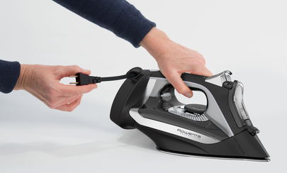 Details about   Rowenta DW2459 Access Steam Iron with Retractable Cord 